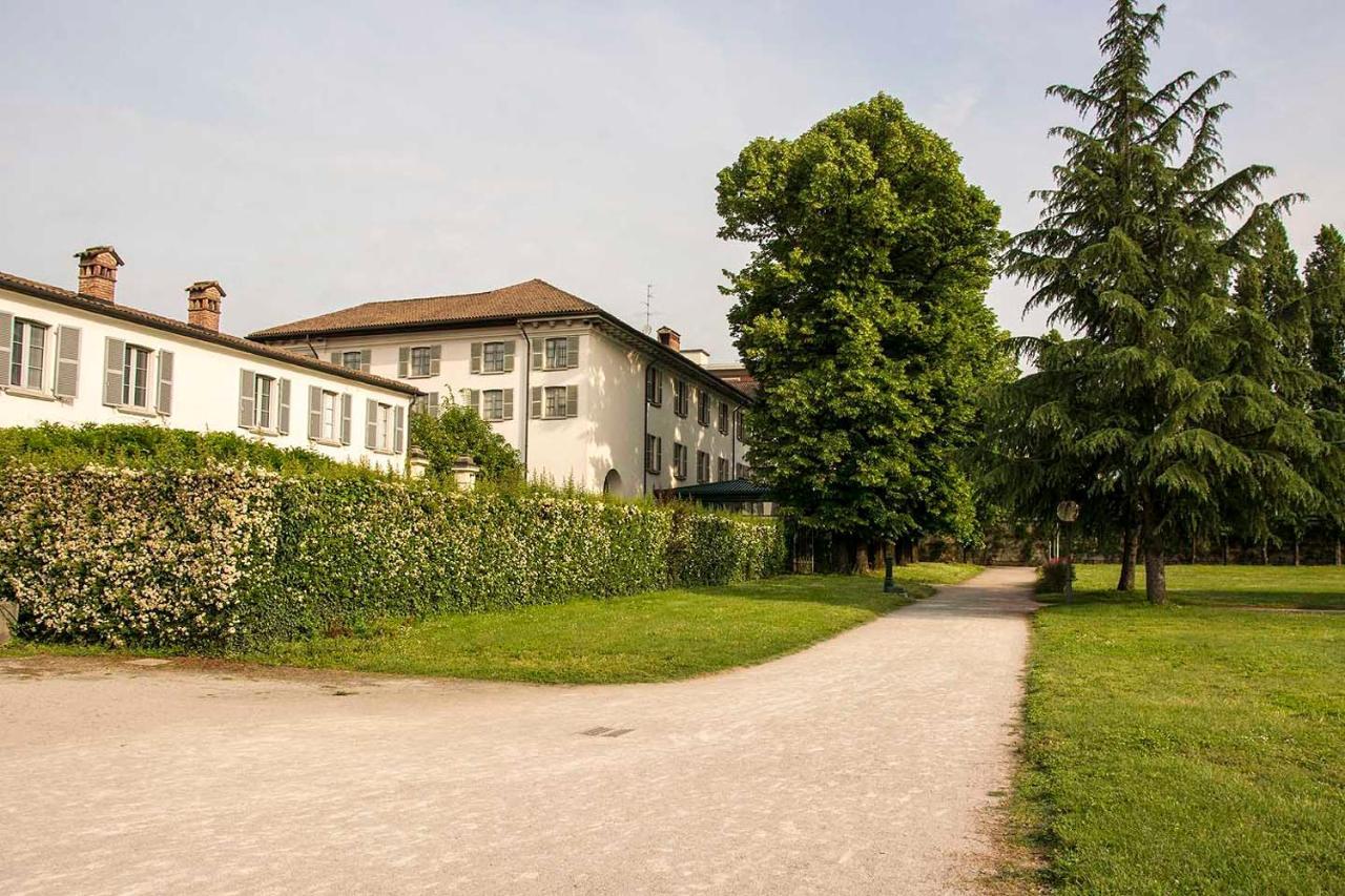 Hotel Parco Borromeo - Monza Brianza チェザーノ・モデルノ エクステリア 写真